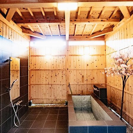 ～Fushimi Inari～露天風呂付の一棟貸切のゲストハウス Kioto Exterior foto