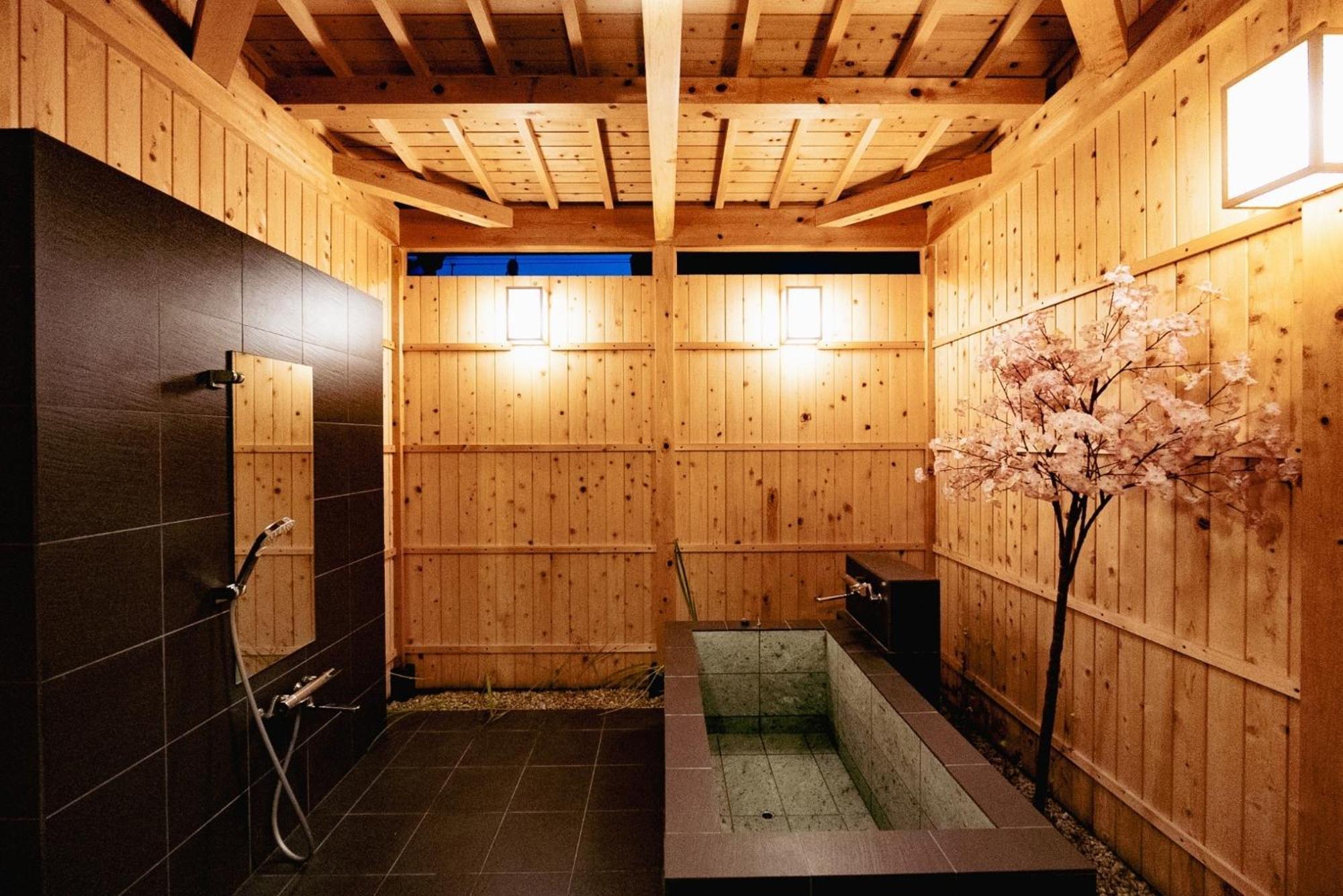 ～Fushimi Inari～露天風呂付の一棟貸切のゲストハウス Kioto Exterior foto